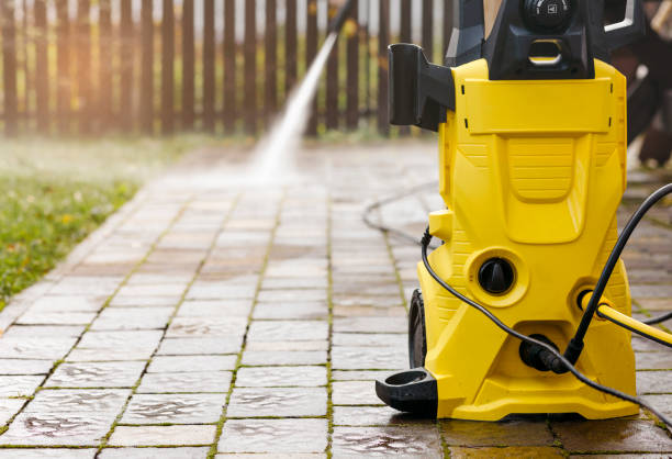 Best Graffiti Removal  in Century, FL