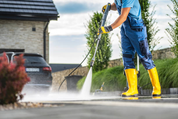 Best Sidewalk and Walkway Cleaning  in Century, FL